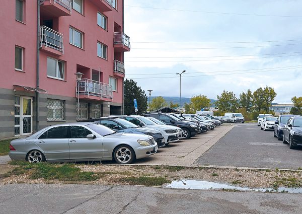 Pri Šajbách 14, 32